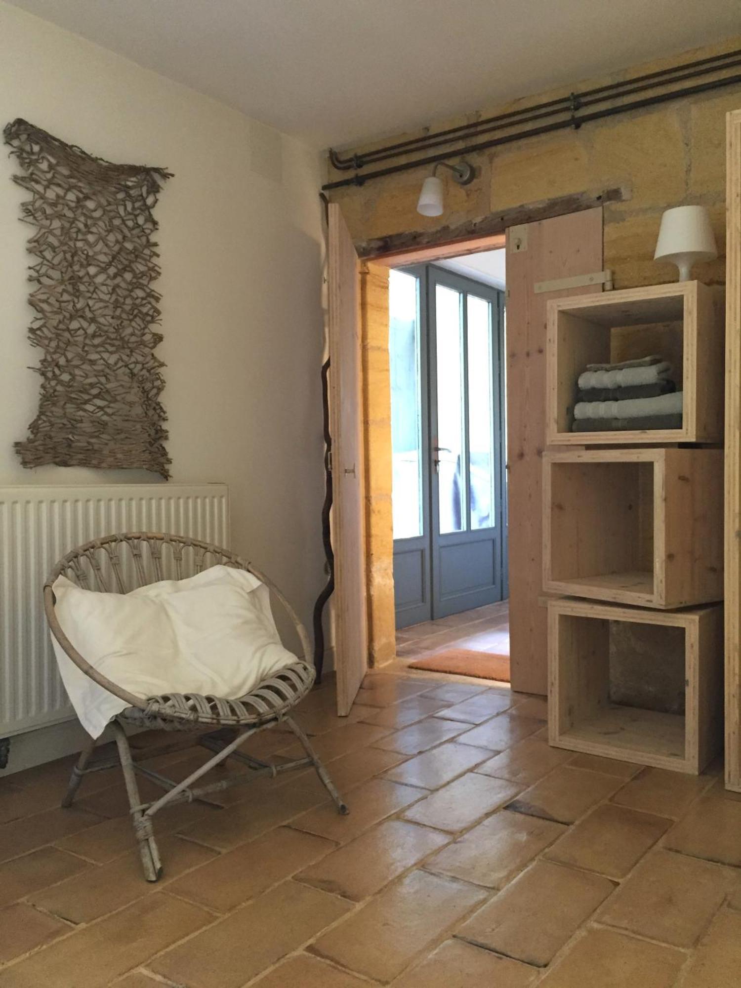 Bed and Breakfast Songes Au Lit Du Fleuve Cambes  Esterno foto