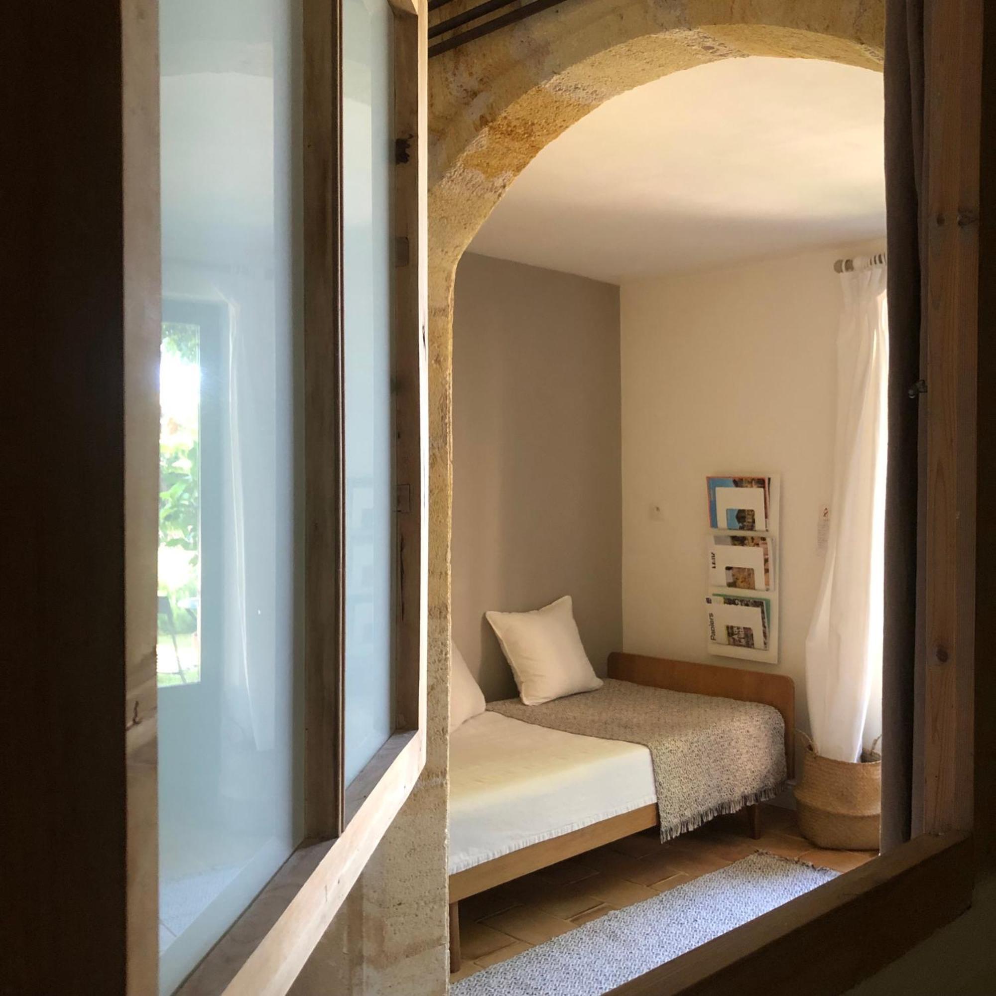 Bed and Breakfast Songes Au Lit Du Fleuve Cambes  Esterno foto